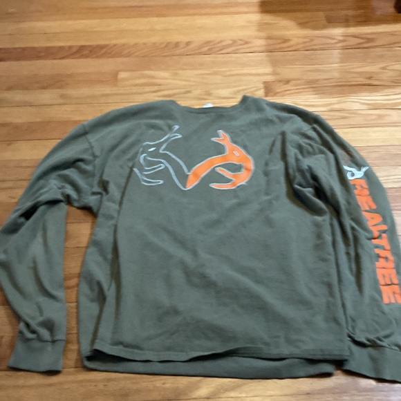 Real tree king sleeved shirt size large - Picture 2 of 4